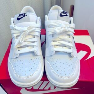 ⭐️ NEW - Nike Dunk Low GS